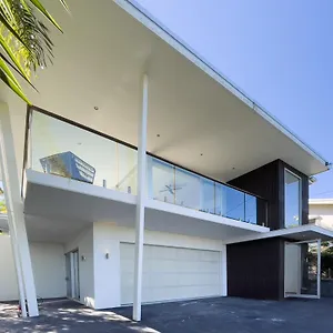 https://19-nairana-rest.queenslandhotels.net