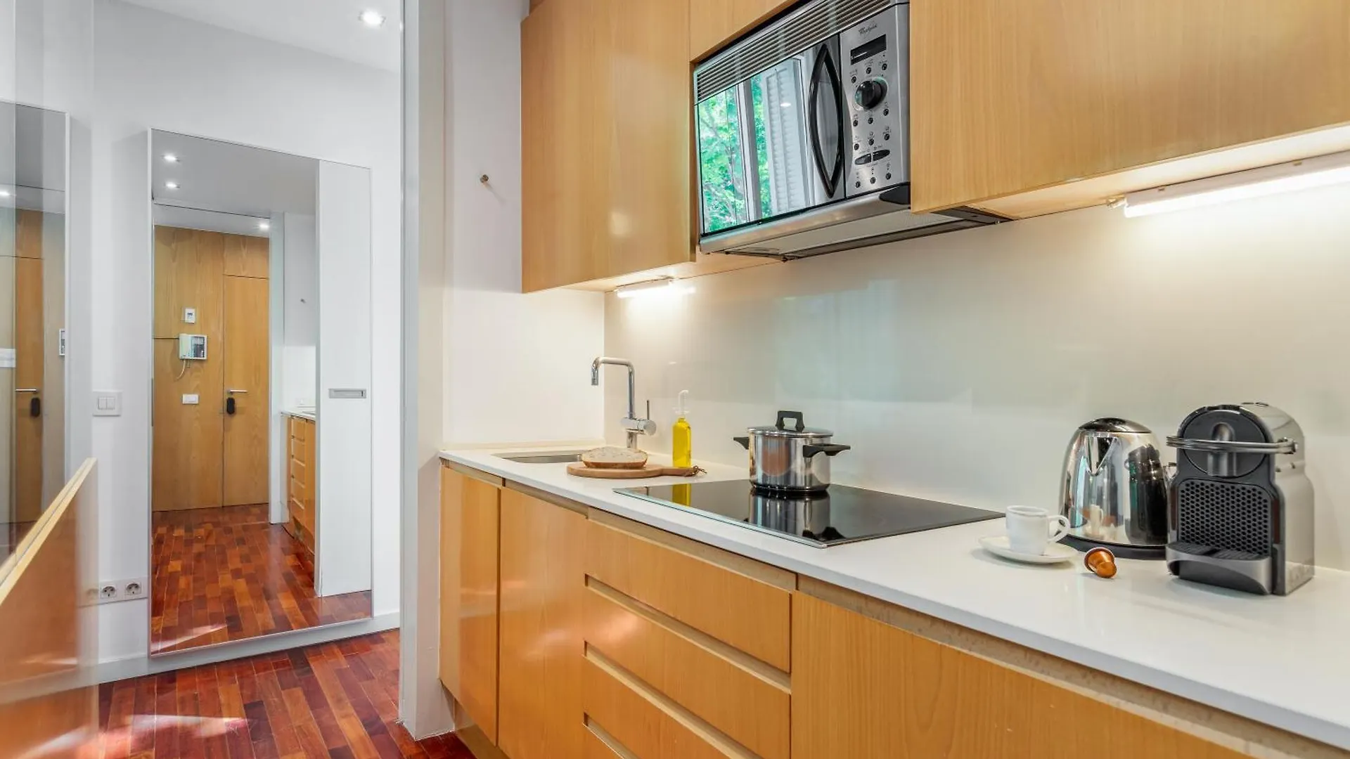 Aspasios Rambla Catalunya Apartments Barcelona 0*,